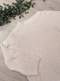 Pull tunique col rond colorie beige. photo a plat.