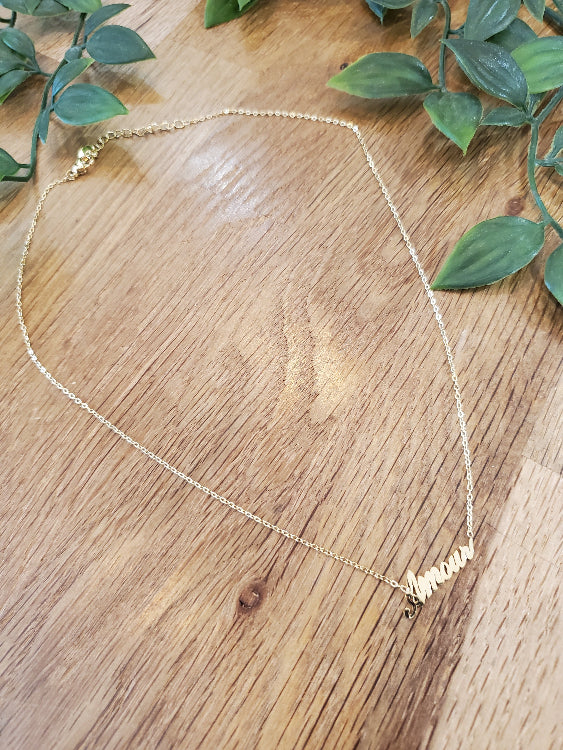 Collier pendentif Amour, colorie Or.
