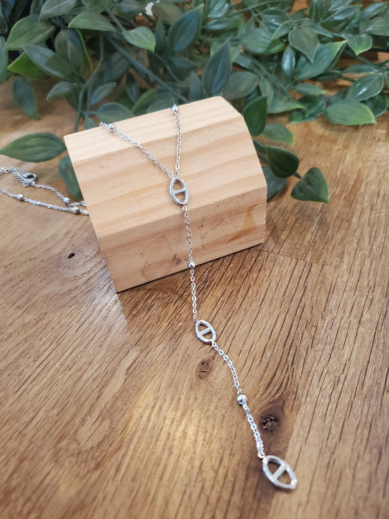Collier pendant grain de café. Colorie Argent.