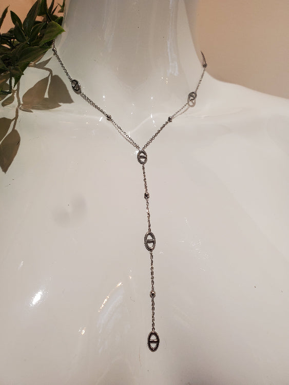 Collier pendant grain de café. Colorie Argent.