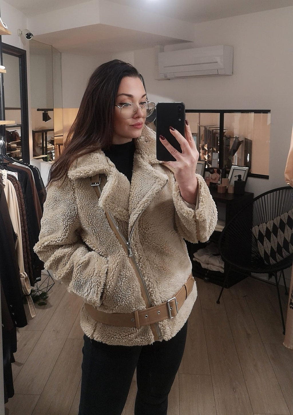 Manteau aviateur - bombardier- bombers- bouclette- mouton retourné - mc2 - Enghien les bains - photo porté- couleur beige