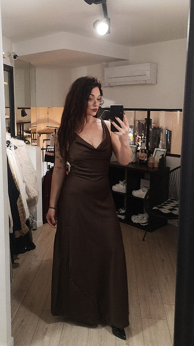 robe- satin- soirée- dos nue- femme- prêt a porté- mode- robe longue - enghien- mc2- enghien les bains