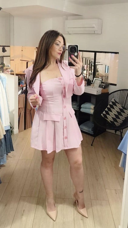 ensemble veste et robe bustier . photo porté colorie rose.