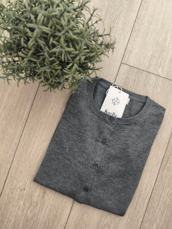 Gilet fin col rond . photo plié colorie gris 