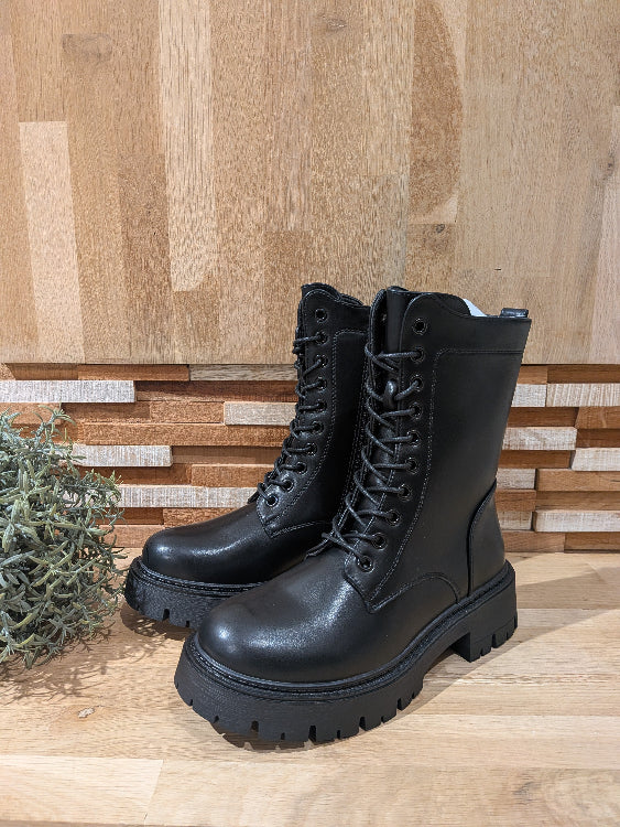Bottines a lacet