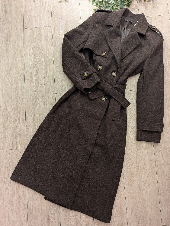 Manteau trench long colorie Taupe, Photo a plat. 