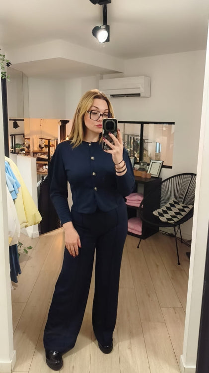 ensemble veste et pantalon marine . photo porté. 