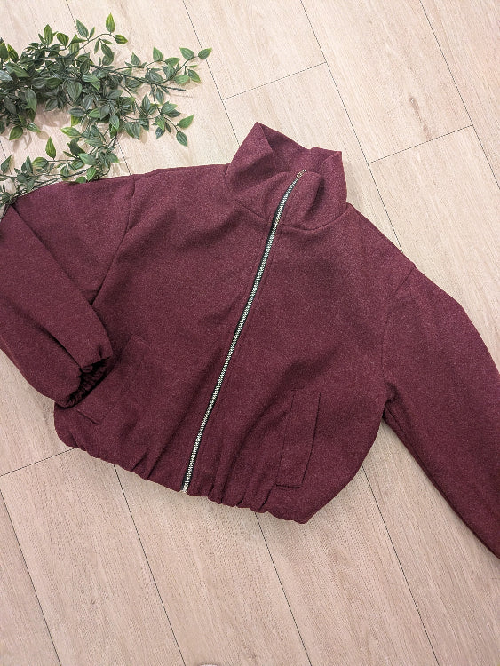 blouson court en tissus feutré colorie Bordeau