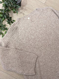 Pull tunique col rond colorie taupe. photo a plat.