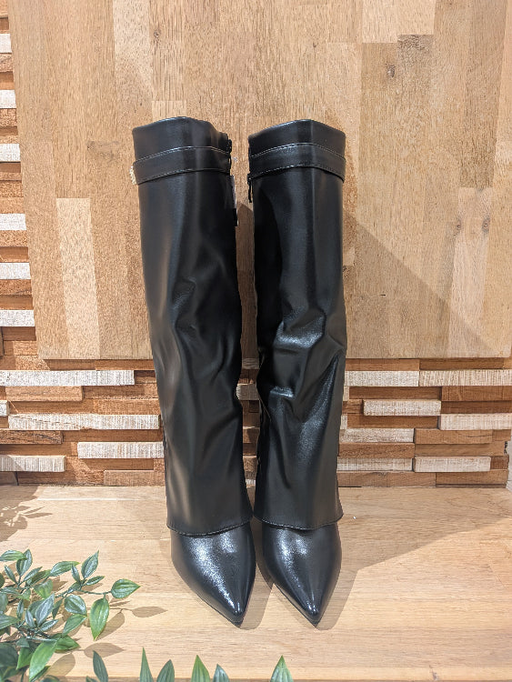 bottes retournées a talon colorie noir