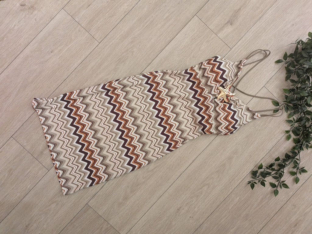 Robe courte zigzag