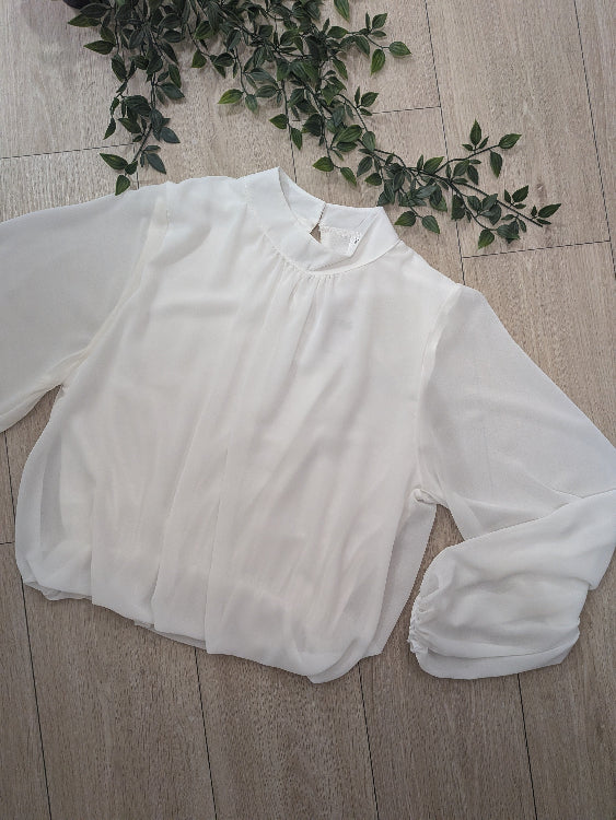 blouse en voile transparent colorie blanc
