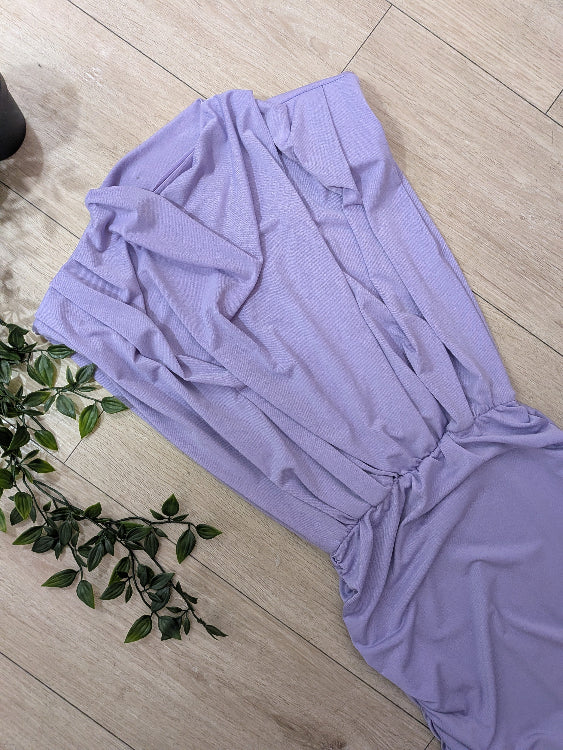 Robe drapé parme. 