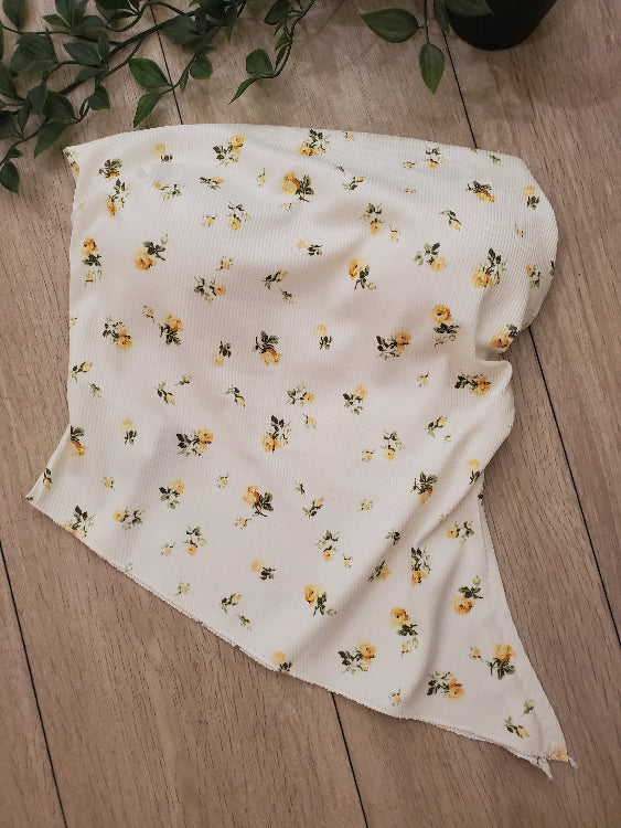 Bustier asymétrique en tissus imprimé fleurie 