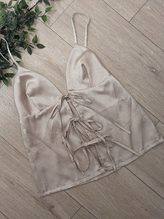 débardeur en satin noué colorie beige