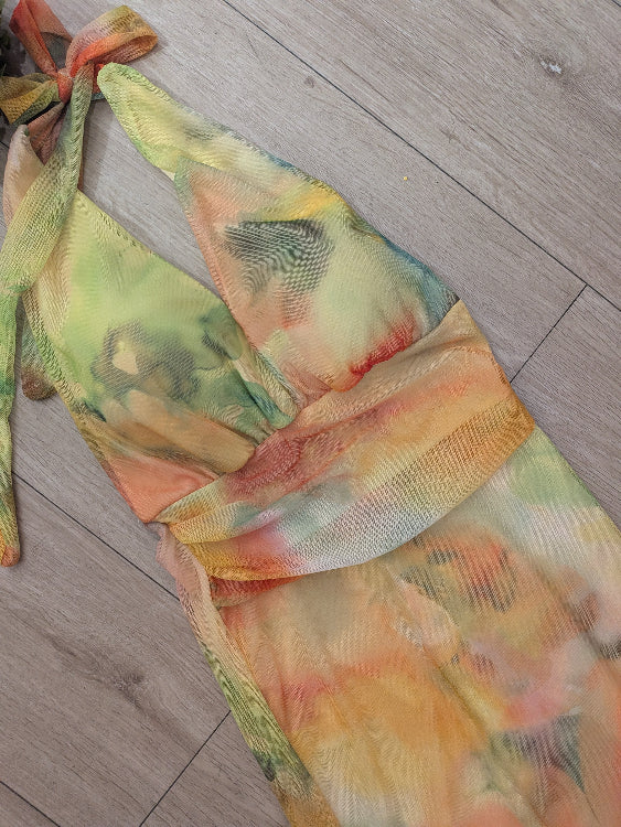 Robe en voile imprimé dos nue . photo détail devant