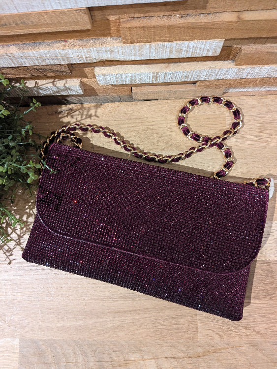Pochette en velours strassé colorie bordeaux 