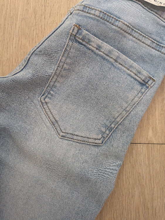jean droit a revers détail